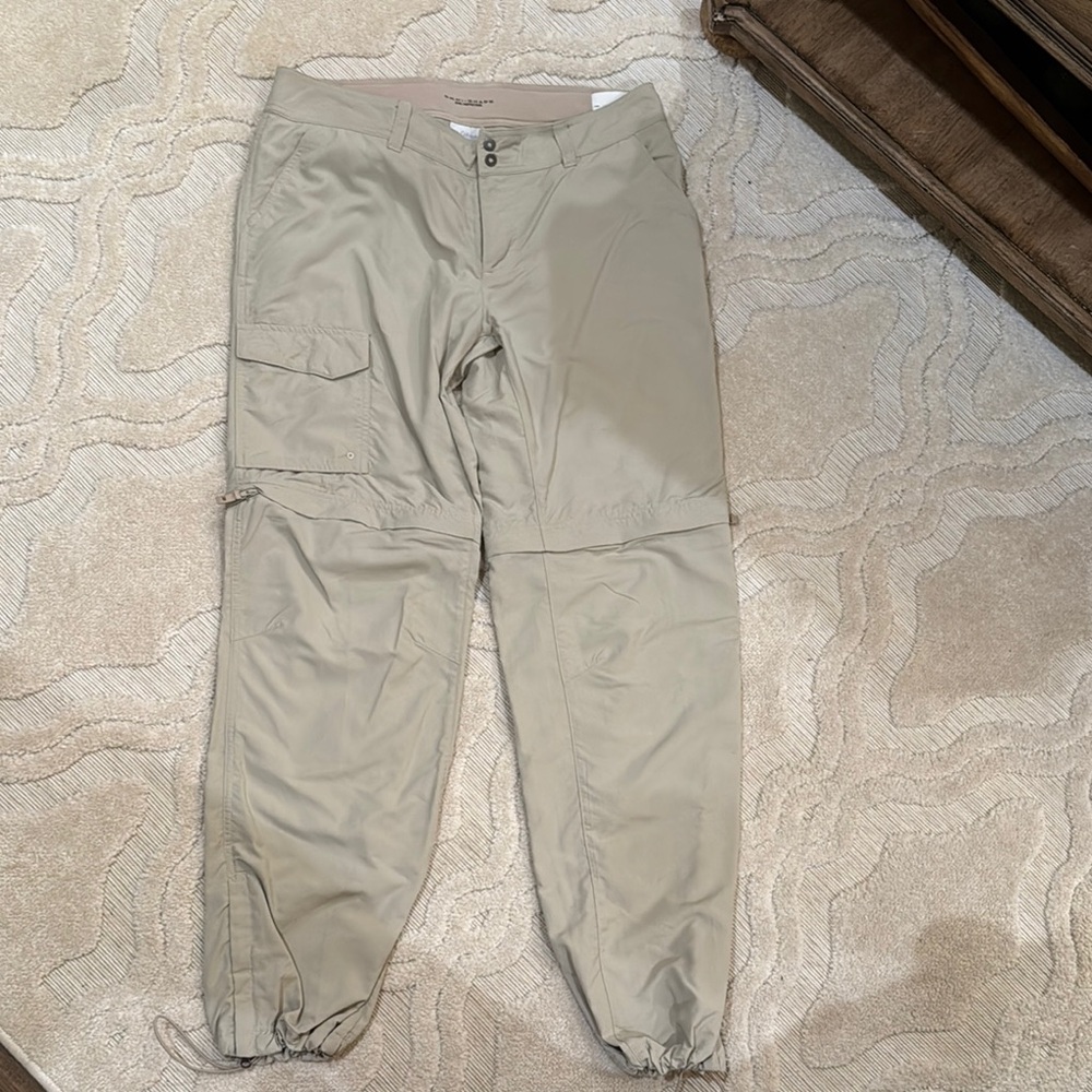 Columbia Women’s Beige Convertible Pants Sz 12